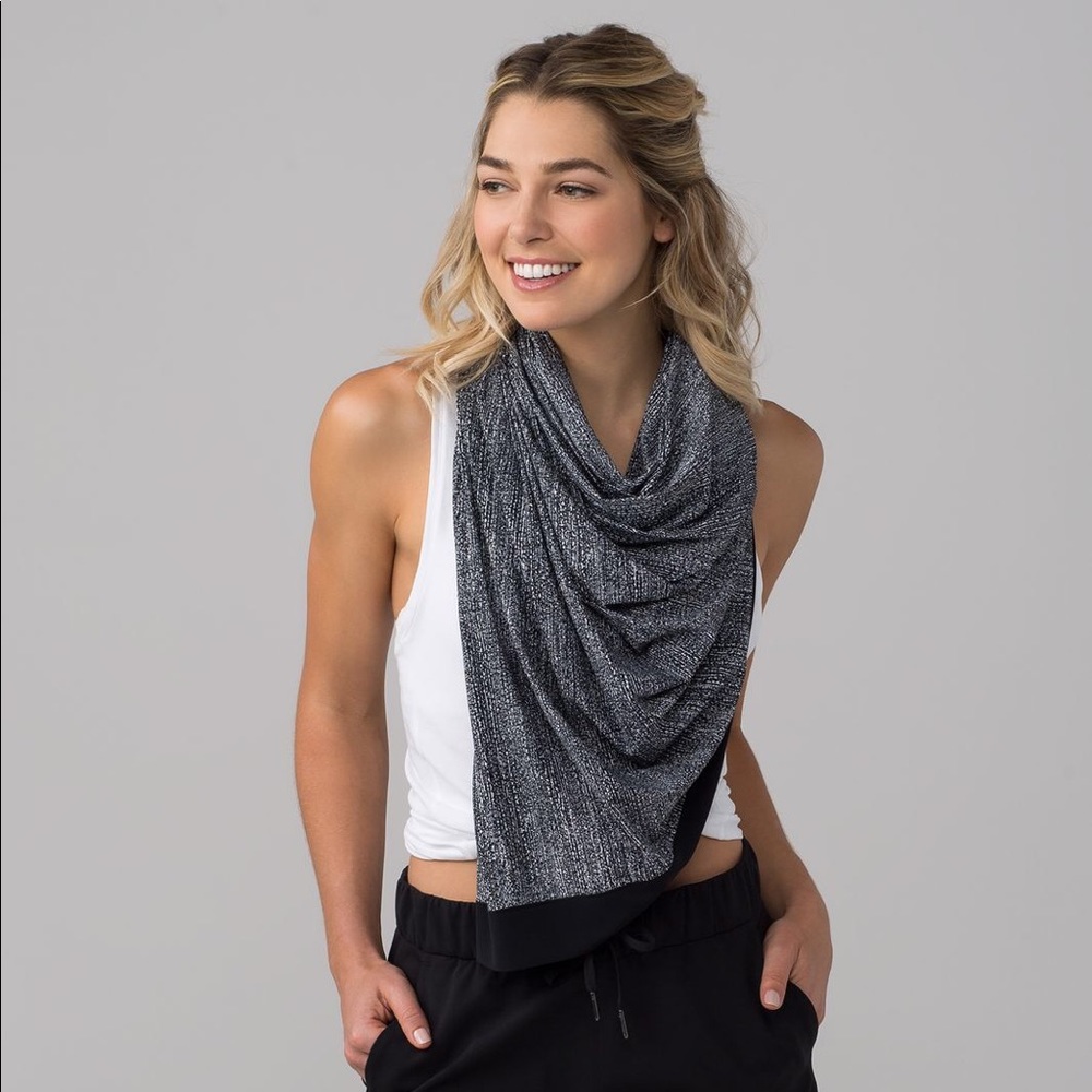 Made To Shade Scarf